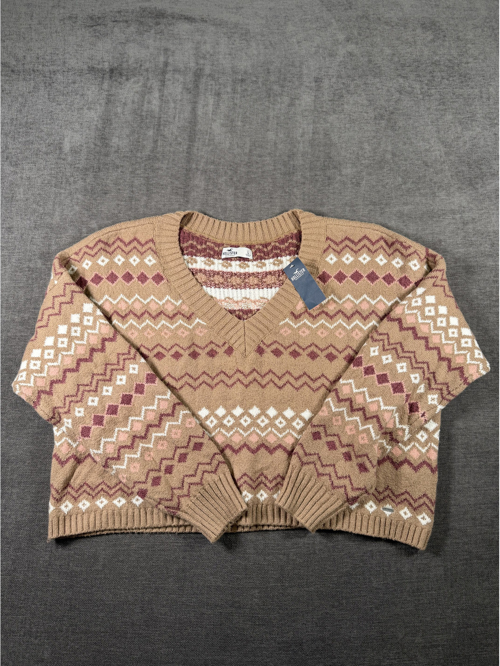 Hollister Women's Large V-Neck Patterned Pullover Sweater